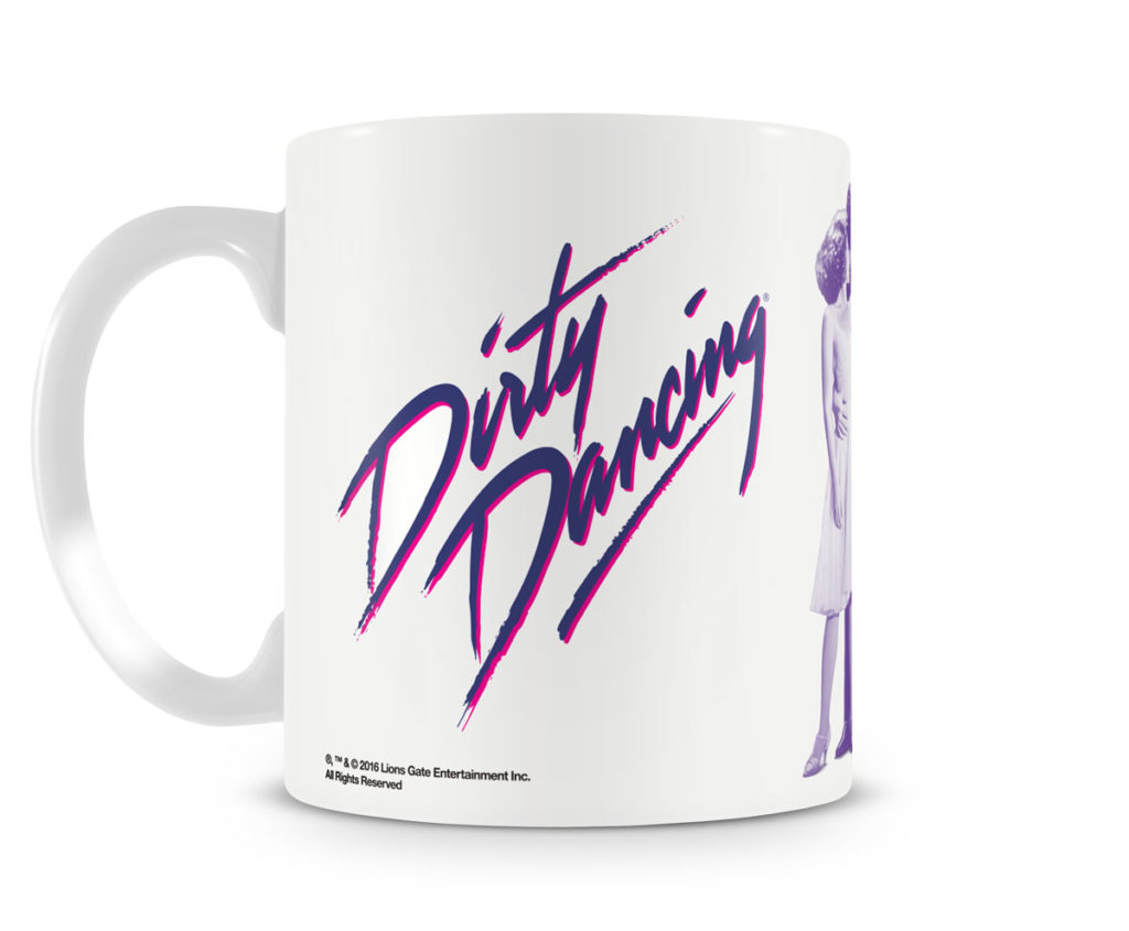 mug blanc avec le logo "dirty dancing" en lettres stylisées violettes et roses